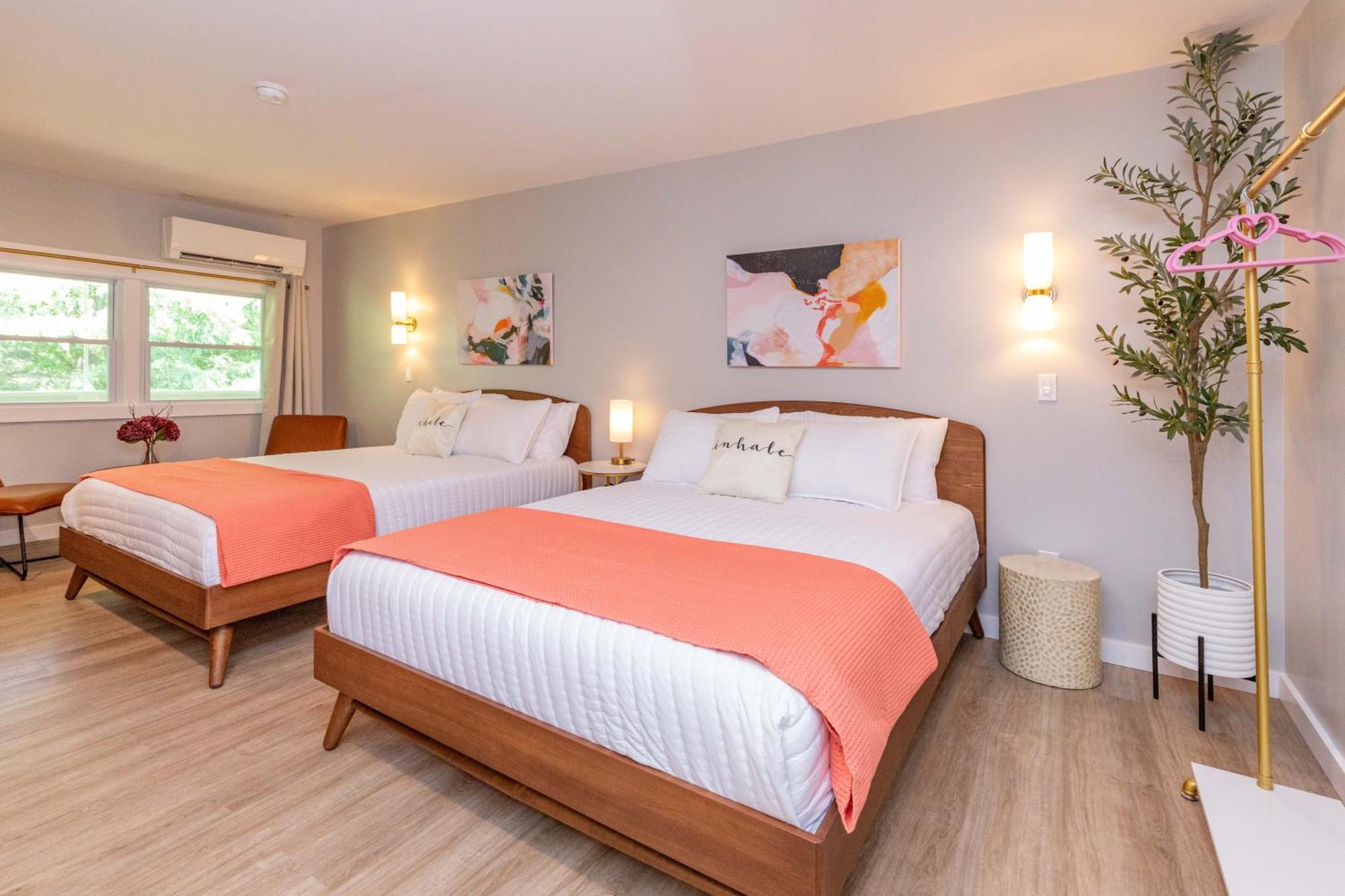 Dogwood Boutique Motel แมกกีวาเลย์ ภายนอก รูปภาพ